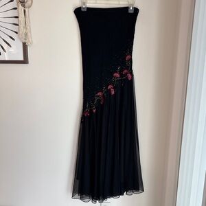 Vintage 90s Xscape 100% silk beaded embroidered Elegant Black Strapless Dress 10